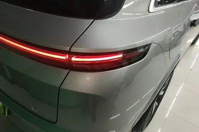 Li Auto L7