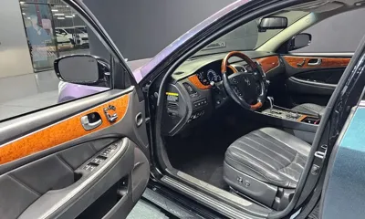 Hyundai Equus