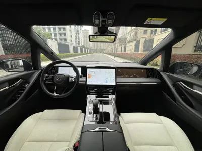 GAC Motor Trumpchi M8