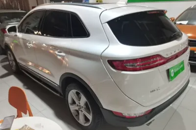 Lincoln MKC