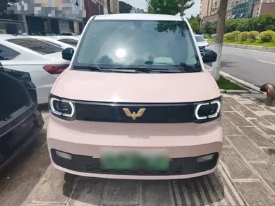 Wuling MINIEV