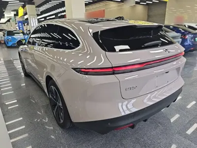 Nio ET5T