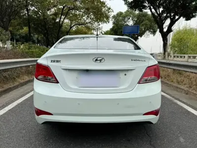 Hyundai Verna