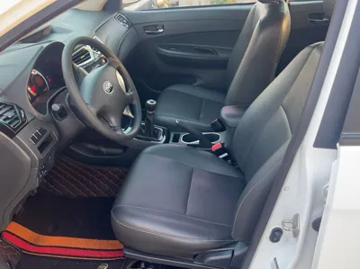 BYD F3