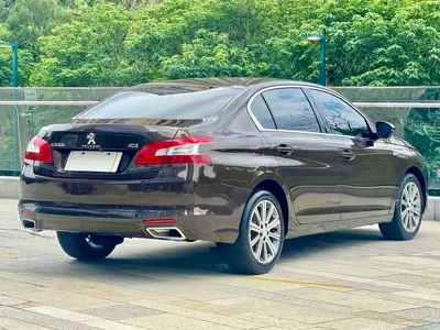 Peugeot 408