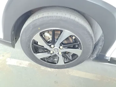 Toyota YARiS L Zhi Xuan