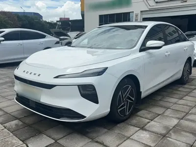 Roewe 荣威D6