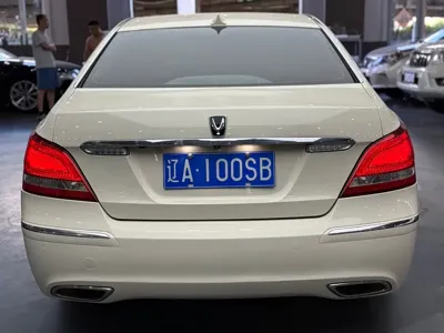 Hyundai Equus
