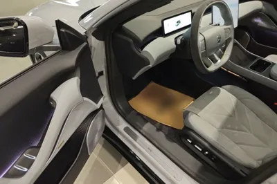 Nio ET5T