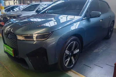 BMW iX