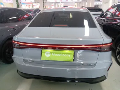 Chery Fengyun A8