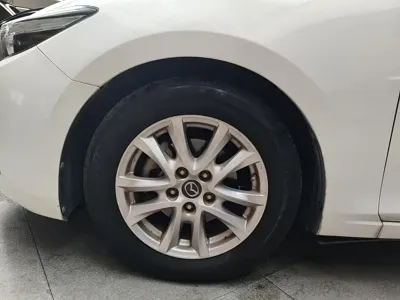 Mazda 3 Axela