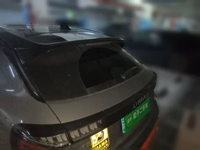 Lynk & Co 02