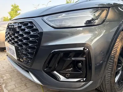 Audi Q5L Sportback