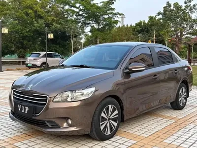 Peugeot 301