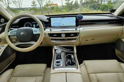 Kia K9