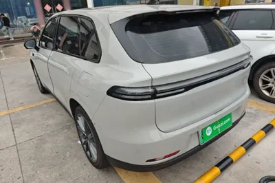 Leapmotor C10