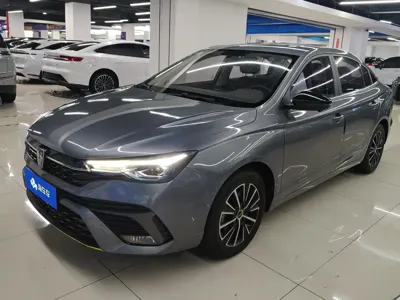 Roewe i5