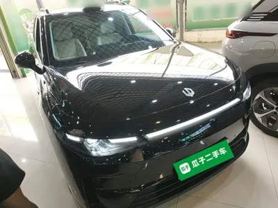 Leapmotor C16