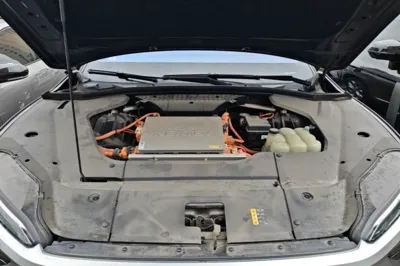 Nio ES8