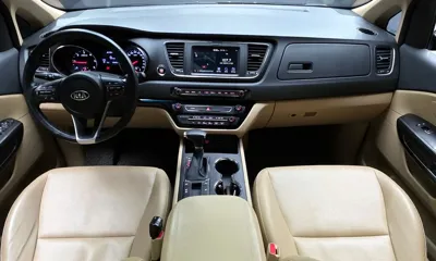 Kia Canival