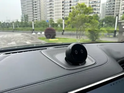 Nio ES8