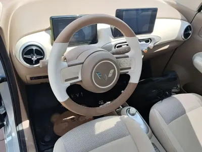 Wuling MINIEV