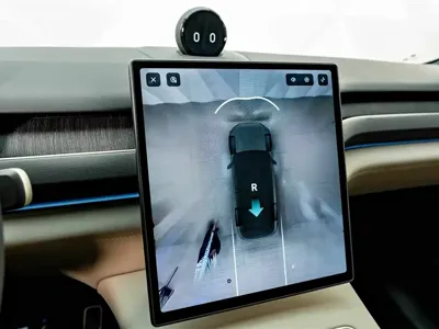 Nio ES8