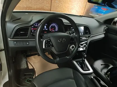 Hyundai Elantra (6th Generation