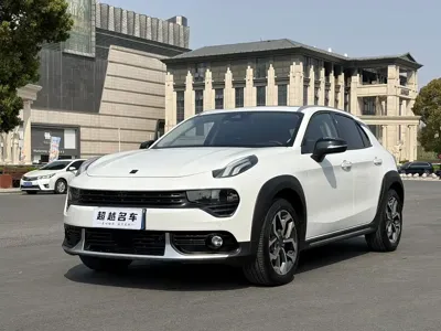 Lynk & Co 02