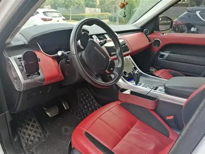 Land Rover Sport