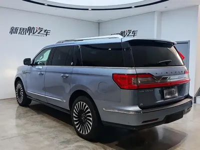 Lincoln Navigator