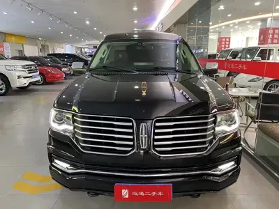 Lincoln Navigator