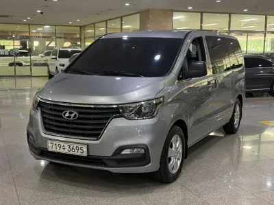 Hyundai Starex