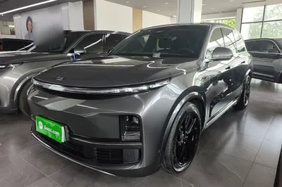 Li Auto L8