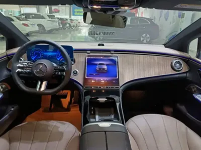Mercedes-Benz EQE