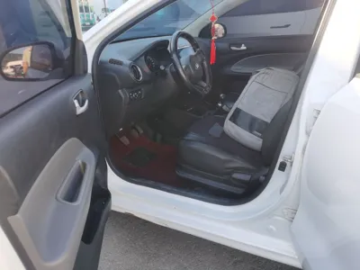 Kia Pegas
