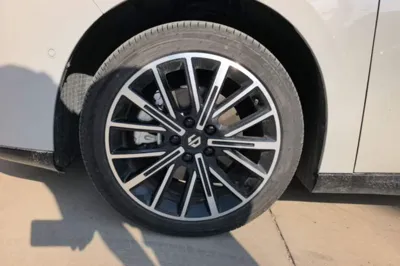 Leapmotor B01