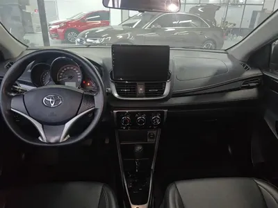 Toyota Yaris L