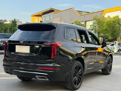 Cadillac XT6