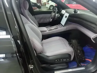 Nio EC6