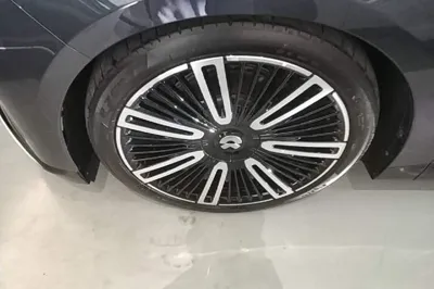 Nio ET9