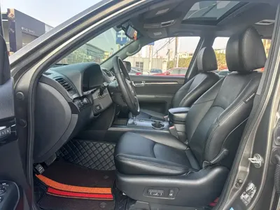 Kia Borrego