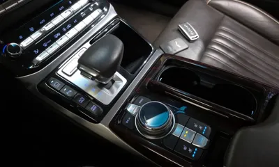 Genesis EQ900