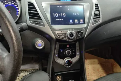 Hyundai Elantra (5th Generation