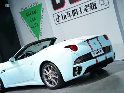 Ferrari California T