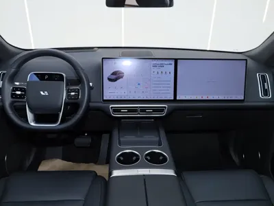 Li Auto Li L8