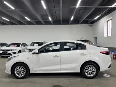 Kia K2