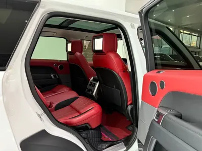 Land Rover Sport