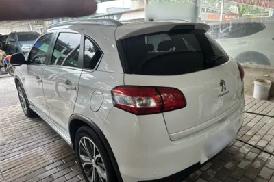 Peugeot 4008